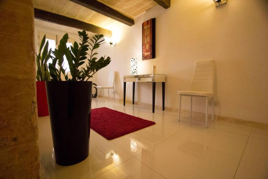 Valletta-Central Duplex Maisonette Экстерьер фото