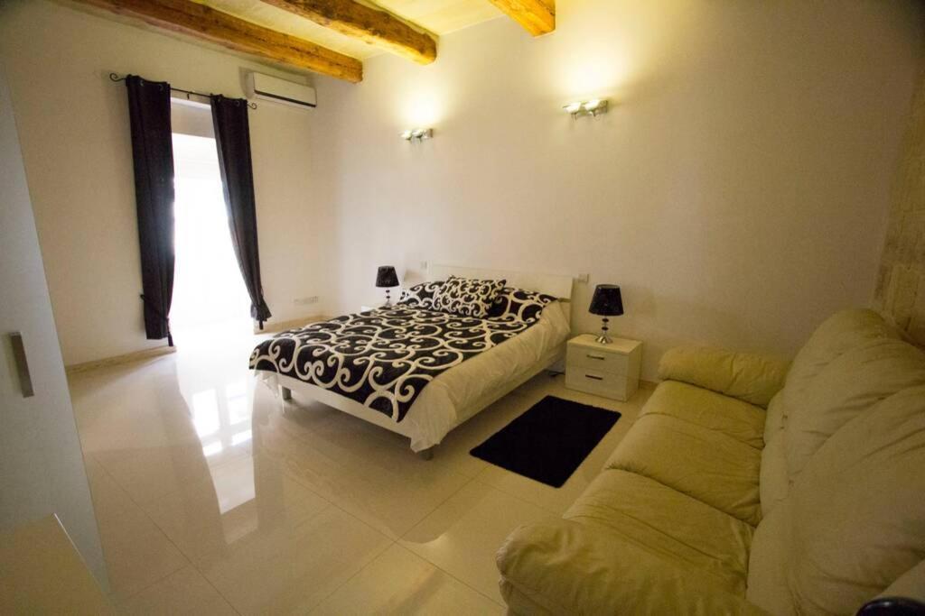 Valletta-Central Duplex Maisonette Экстерьер фото